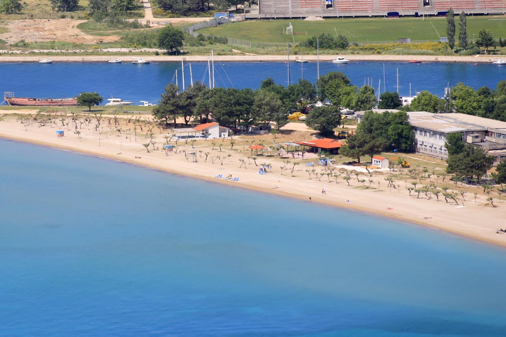 Apartments By The Sea Omis - 15485 Εξωτερικό φωτογραφία